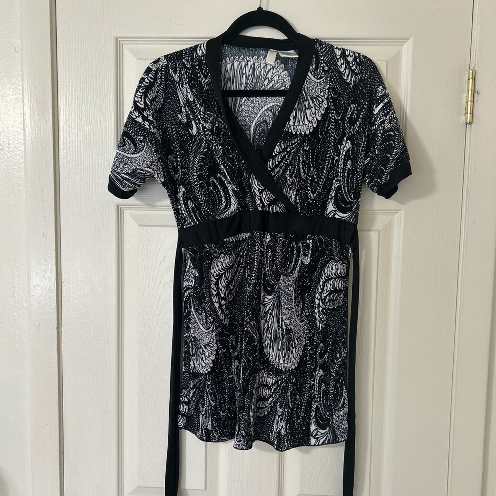 Elegant Black and White Paisley babydoll top